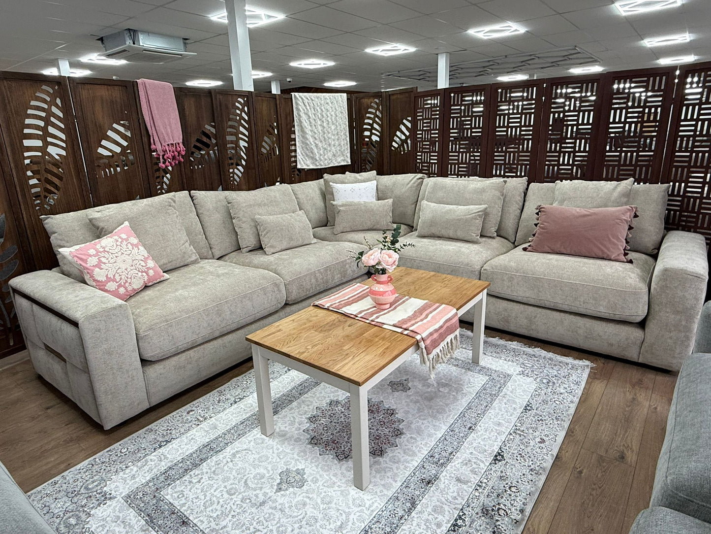 Jupiter Sofa Beige Large Corner