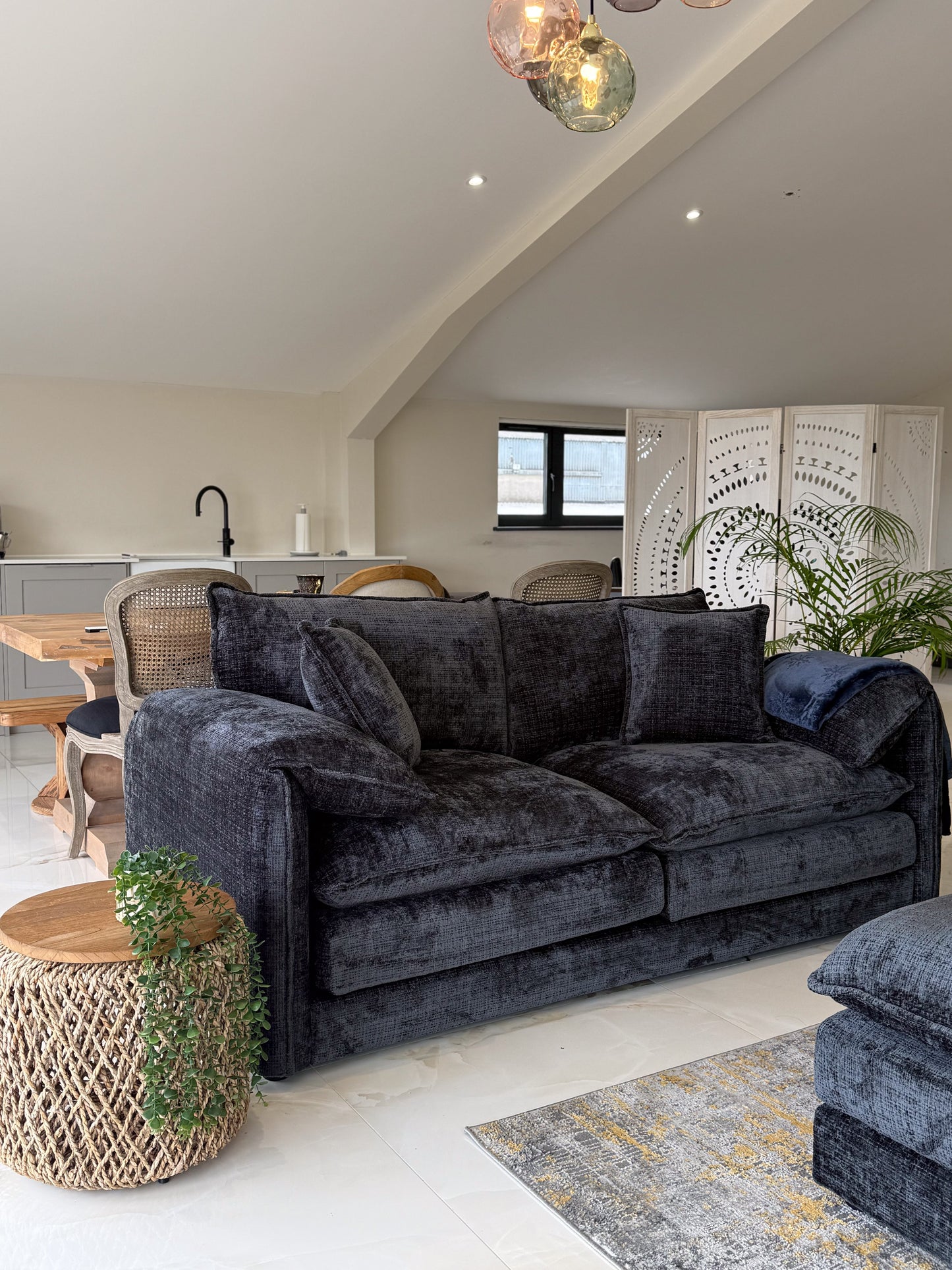 Solaya Sofa Black 3 Seater