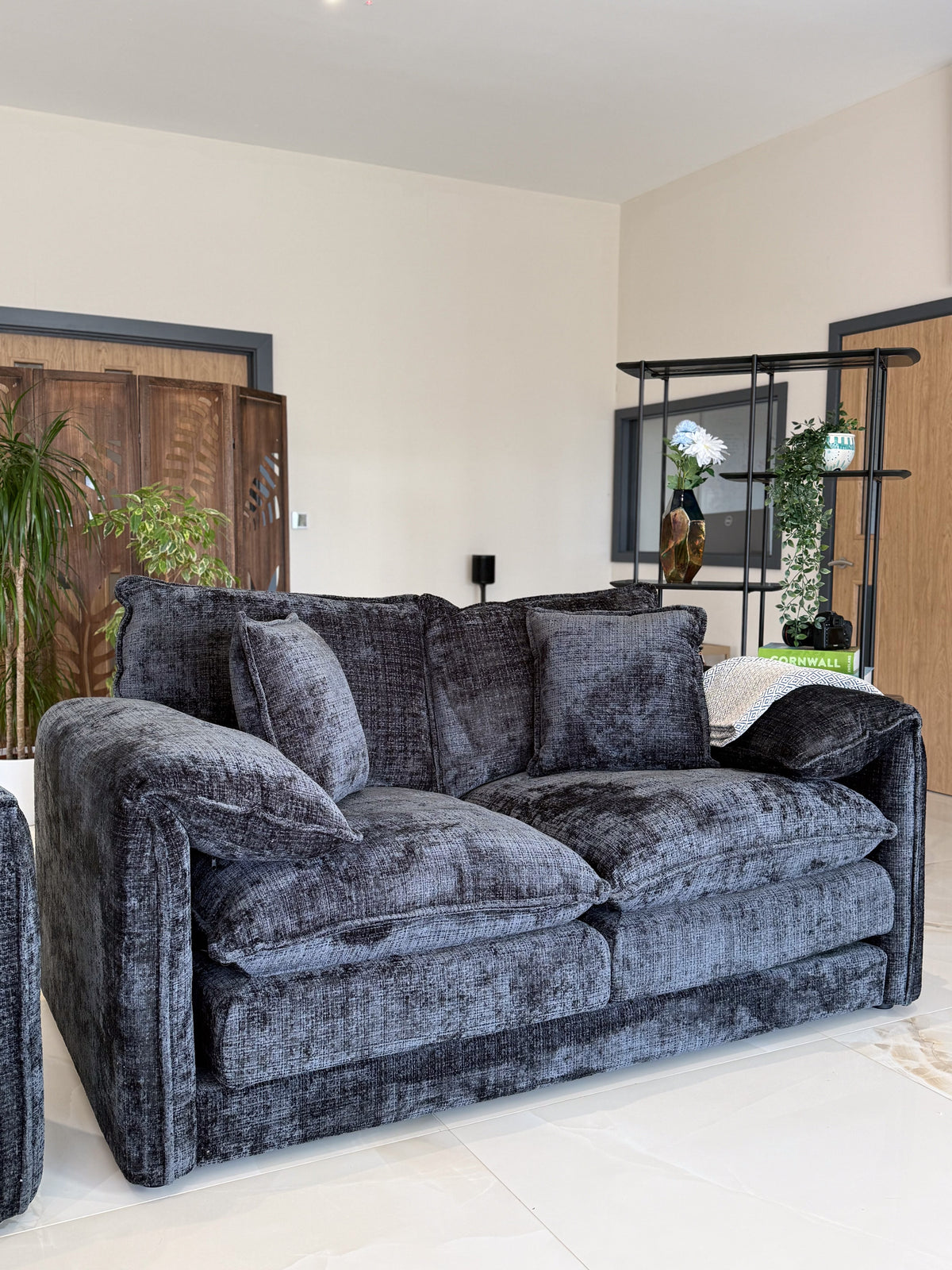Solaya Sofa Black 2 Seater